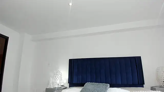 RedAngel1- online show from 11/28/25, 05:15