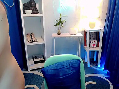 Snapshot of ladydesiree88 chatting on 06/04/26, 02:39 ladydesiree88 online show from 06/04/26, 02:39