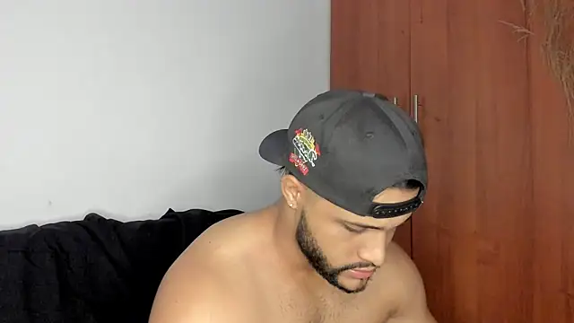 Pier Simons online show from 10/18/25, 10:27