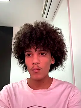 Snapshot of Max_Rain chatting on 11/01/25, 07:16 Max Rain online show from 11/01/25, 07:16