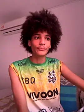 Snapshot of Max_Rain chatting on 12/03/25, 12:14 Max Rain online show from 12/03/25, 12:14