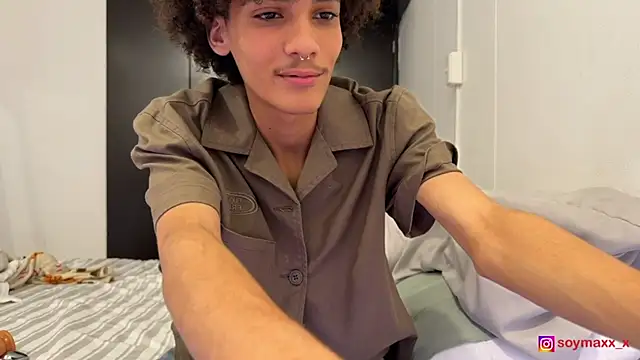 Snapshot of Max_Rain chatting on 01/14/26, 08:25 Max Rain online show from 01/14/26, 08:25