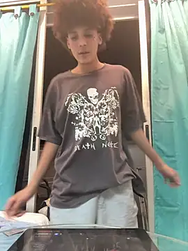 Max Rain online show from 07/14/26, 02:05