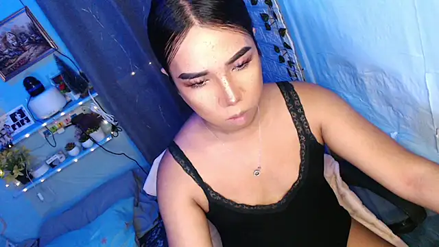 Snapshot of Hot_JennyCum chatting on 01/18/26, 03:21 Hot JennyCum online show from 01/18/26, 03:21