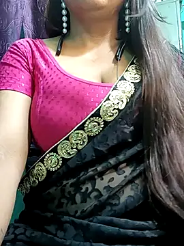 Snapshot of Bhanu-Sharma chatting on 10/18/25, 03:31 Bhanu-Sharma online show from 10/18/25, 03:31
