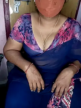 Jessi 25 online show from 10/27/25, 06:01