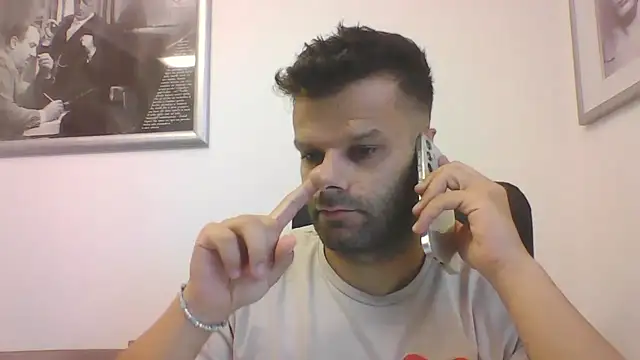 Snapshot of FROCETTO93 chatting on 09/11/25, 07:30 FROCETTO93 online show from 09/11/25, 07:30