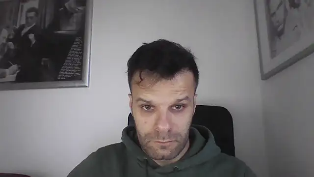 Snapshot of FROCETTO93 chatting on 11/25/25, 02:50 FROCETTO93 online show from 11/25/25, 02:50