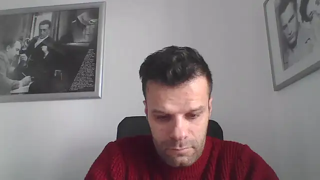 Snapshot of FROCETTO93 chatting on 12/02/25, 08:30 FROCETTO93 online show from 12/02/25, 08:30