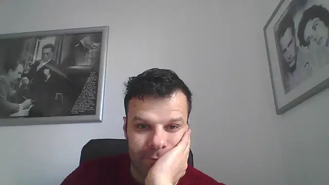 Snapshot of FROCETTO93 chatting on 01/13/26, 07:35 FROCETTO93 online show from 01/13/26, 07:35