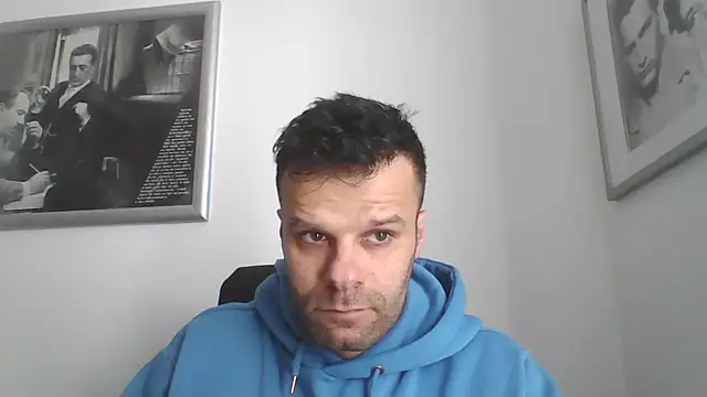 Snapshot of FROCETTO93 chatting on 02/17/26, 12:45 FROCETTO93 online show from 02/17/26, 12:45