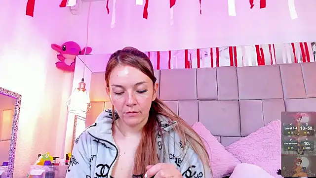 antoneella jones online show from 10/16/25, 01:01