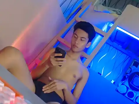 Demure Asian143 online show from 10/06/25, 09:34