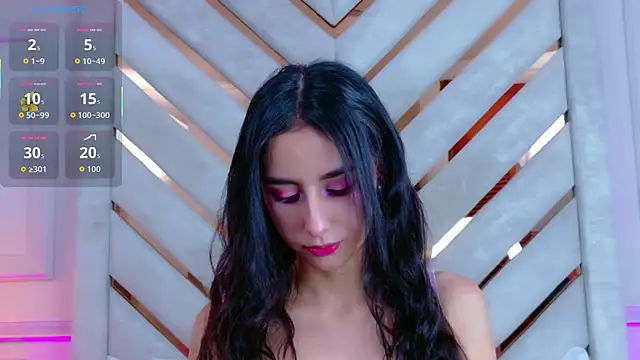 Sarah-Grace online show from 12/05/25, 02:20