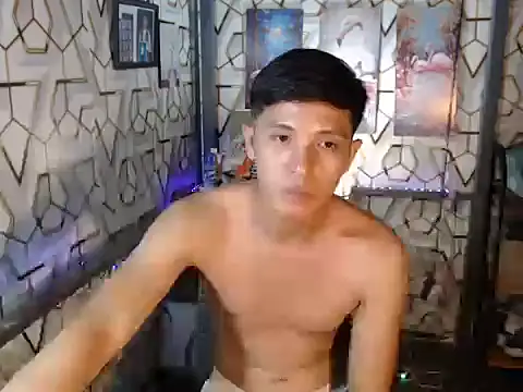 Snapshot of darryl_hugecok chatting on 11/03/25, 01:01 darryl hugecok online show from 11/03/25, 01:01