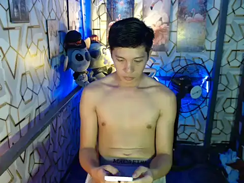 Snapshot of darryl_hugecok chatting on 11/23/25, 07:41 darryl hugecok online show from 11/23/25, 07:41