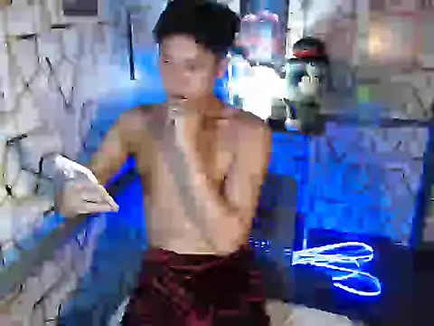 Snapshot of darryl_hugecok chatting on 12/03/25, 02:48 darryl hugecok online show from 12/03/25, 02:48