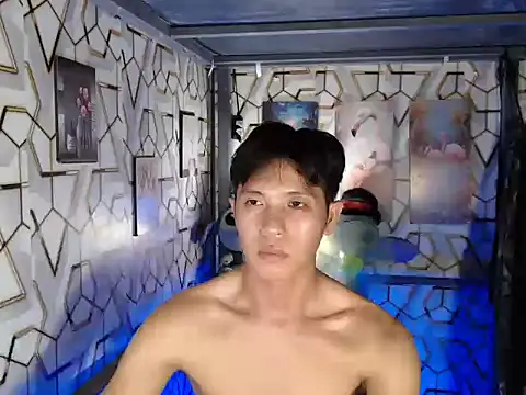 Snapshot of darryl_hugecok chatting on 12/05/25, 02:42 darryl hugecok online show from 12/05/25, 02:42