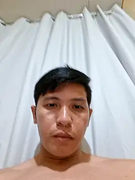 Snapshot of darryl_hugecok chatting on 07/28/26, 03:21 darryl hugecok online show from 07/28/26, 03:21