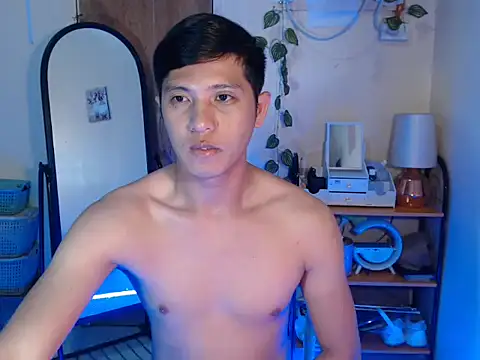Snapshot of darryl_hugecok chatting on 07/31/26, 05:34 darryl hugecok online show from 07/31/26, 05:34