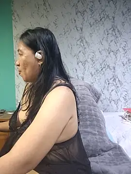 katieforest online show from 06/22/26, 07:00