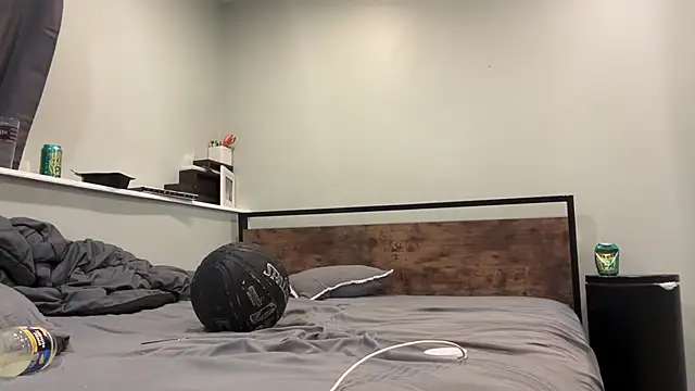 Snapshot of Novvikk88 chatting on 03/10/26, 02:05 Novvikk88 online show from 03/10/26, 02:05