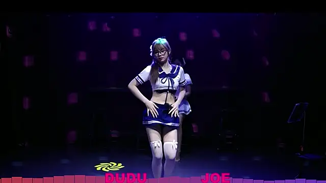 yznt-dudu online show from 10/18/25, 04:48