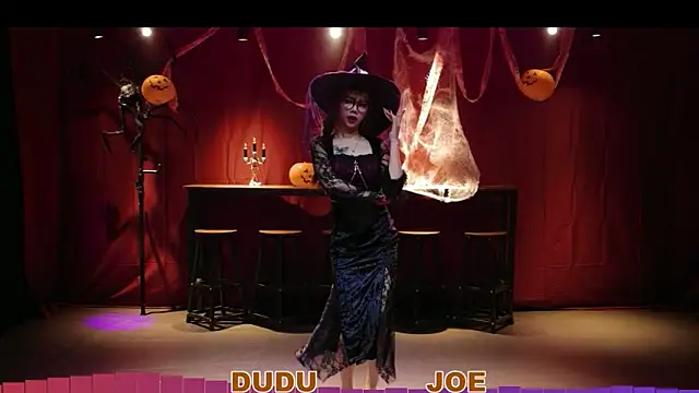 yznt-dudu online show from 10/29/25, 11:56