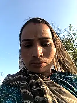 Snapshot of Hot_raaani chatting on 02/06/26, 11:13 Hot raaani online show from 02/06/26, 11:13