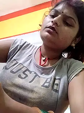 Snapshot of Hot_mirchjii chatting on 09/12/25, 03:28 Hot mirchjii online show from 09/12/25, 03:28