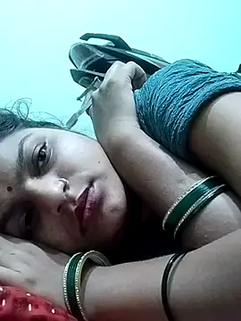 Snapshot of Hot_mirchjii chatting on 09/12/25, 04:18 Hot mirchjii online show from 09/12/25, 04:18