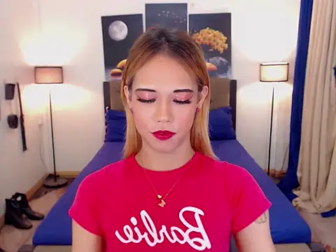 Snapshot of PreciousAmore chatting on 12/22/25, 10:23 PreciousAmore online show from 12/22/25, 10:23