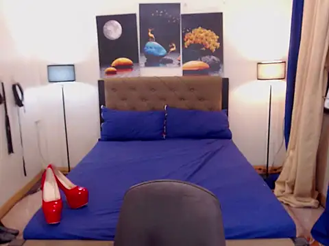 Snapshot of PreciousAmore chatting on 01/14/26, 11:05 PreciousAmore online show from 01/14/26, 11:05