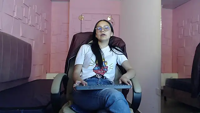 Snapshot of katalina07_1 chatting on 03/29/26, 08:09 katalina07 1 online show from 03/29/26, 08:09