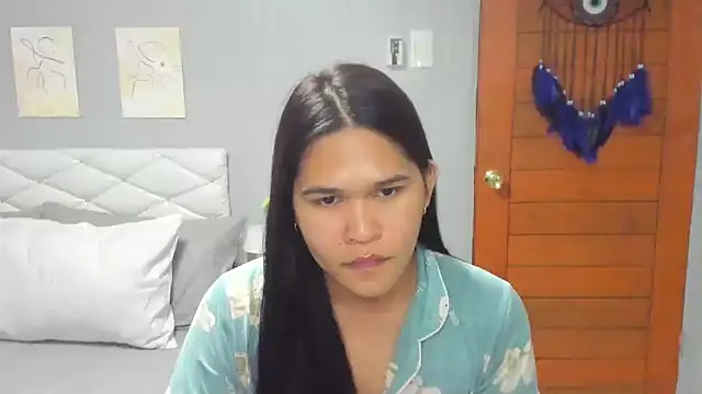 Snapshot of AlianaBlair chatting on 09/12/25, 03:23 AlianaBlair online show from 09/12/25, 03:23