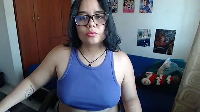Snapshot of saenz_eymi chatting on 09/15/25, 07:14 saenz eymi online show from 09/15/25, 07:14