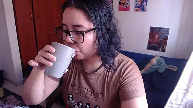 Snapshot of saenz_eymi chatting on 09/25/25, 06:44 saenz eymi online show from 09/25/25, 06:44