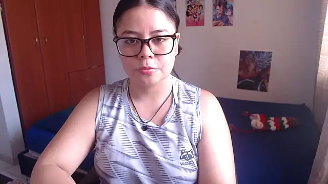 Snapshot of saenz_eymi chatting on 09/30/25, 06:02 saenz eymi online show from 09/30/25, 06:02
