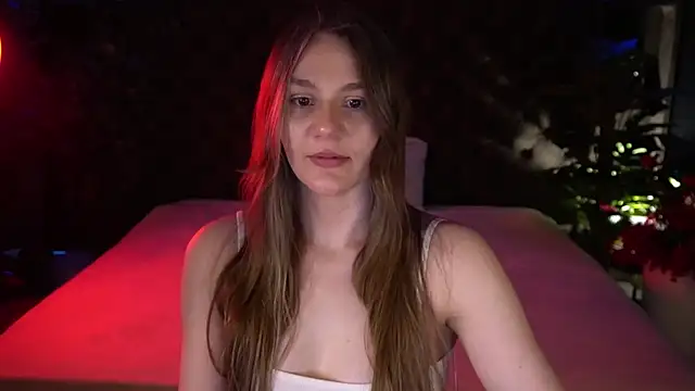 Snapshot of DiamondGoldie chatting on 03/04/26, 08:15 DiamondGoldie online show from 03/04/26, 08:15