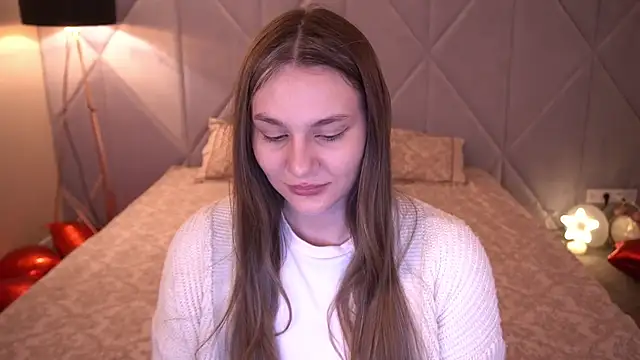 Snapshot of DiamondGoldie chatting on 03/17/26, 08:12 DiamondGoldie online show from 03/17/26, 08:12