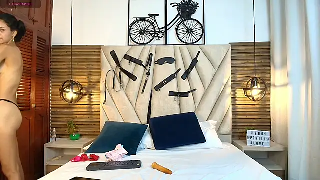 Cinthiabaker online show from 11/08/25, 11:32