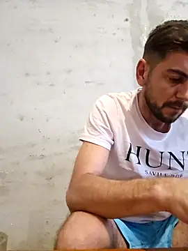 Snapshot of Alex-andru88 chatting on 12/04/25, 12:58 Alex-andru88 online show from 12/04/25, 12:58