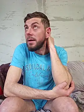 Snapshot of Alex-andru88 chatting on 02/20/26, 11:22 Alex-andru88 online show from 02/20/26, 11:22