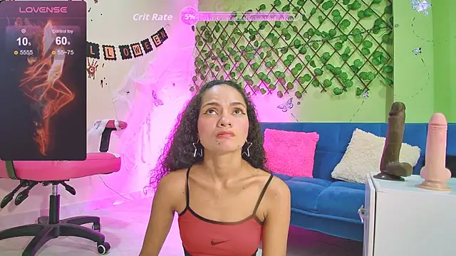 Karen Ariass online show from 10/27/25, 01:59