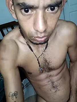 Snapshot of Negritohot2828 chatting on 12/23/25, 10:24 Negritohot2828 online show from 12/23/25, 10:24