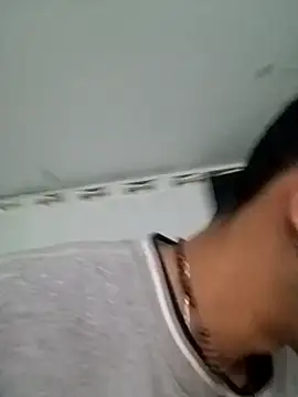 Snapshot of Negritohot2828 chatting on 01/18/26, 11:30 Negritohot2828 online show from 01/18/26, 11:30