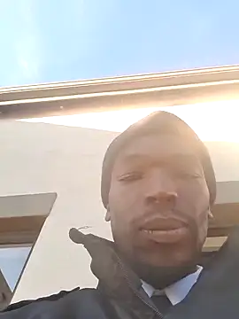 Snapshot of sex-machanic chatting on 12/03/25, 04:31 sex-machanic online show from 12/03/25, 04:31