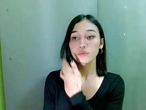 Snapshot of Urfucking_khloe1 chatting on 12/15/25, 01:59 Urfucking khloe1 online show from 12/15/25, 01:59