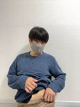 Snapshot of otouhu76 chatting on 11/10/25, 01:43 otouhu76 online show from 11/10/25, 01:43