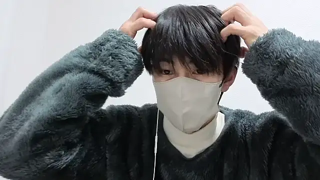 Snapshot of otouhu76 chatting on 12/16/25, 01:49 otouhu76 online show from 12/16/25, 01:49